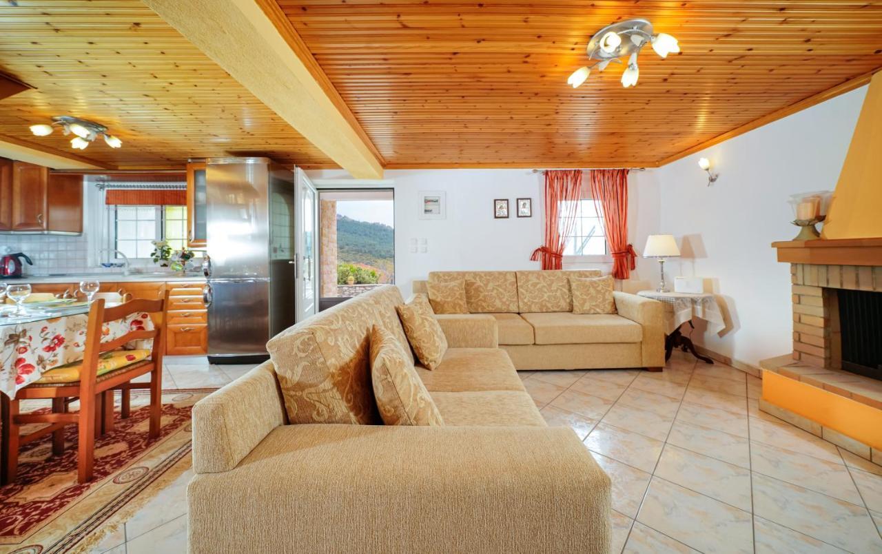 Villa Nicole Theologos  Buitenkant foto